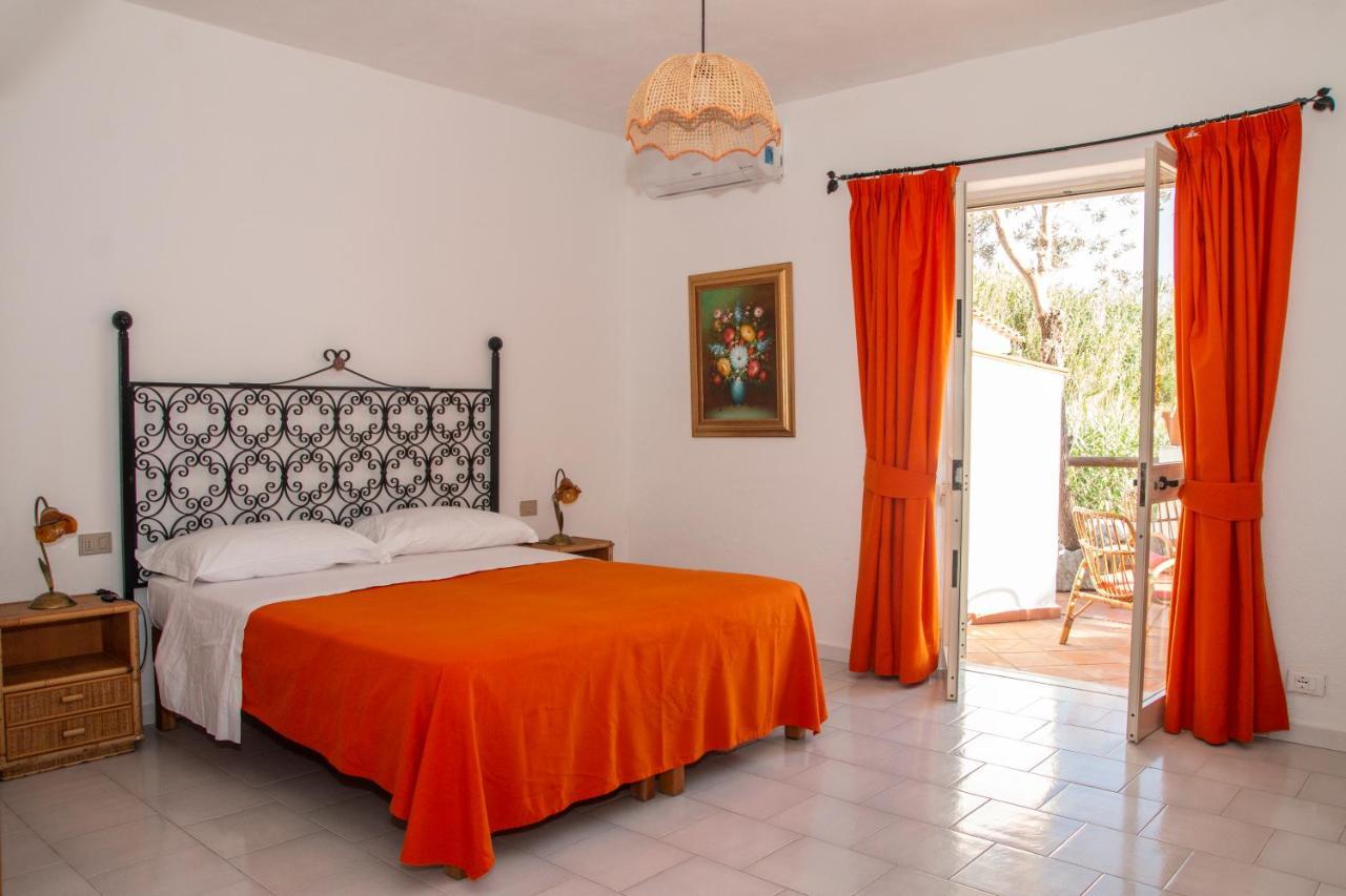 Hotel Punto Azzurro Forio di Ischia エクステリア 写真